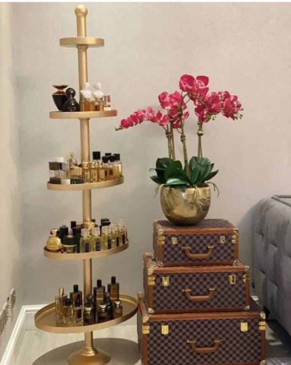 اهم 3 حسابات تسوي طاولة عطور للزواجات بالرياض