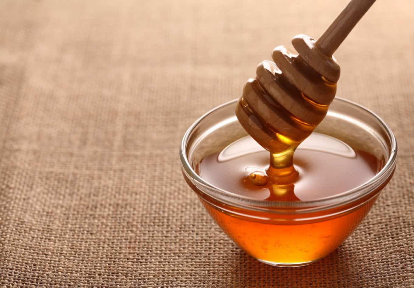 العسل بديل للسكر