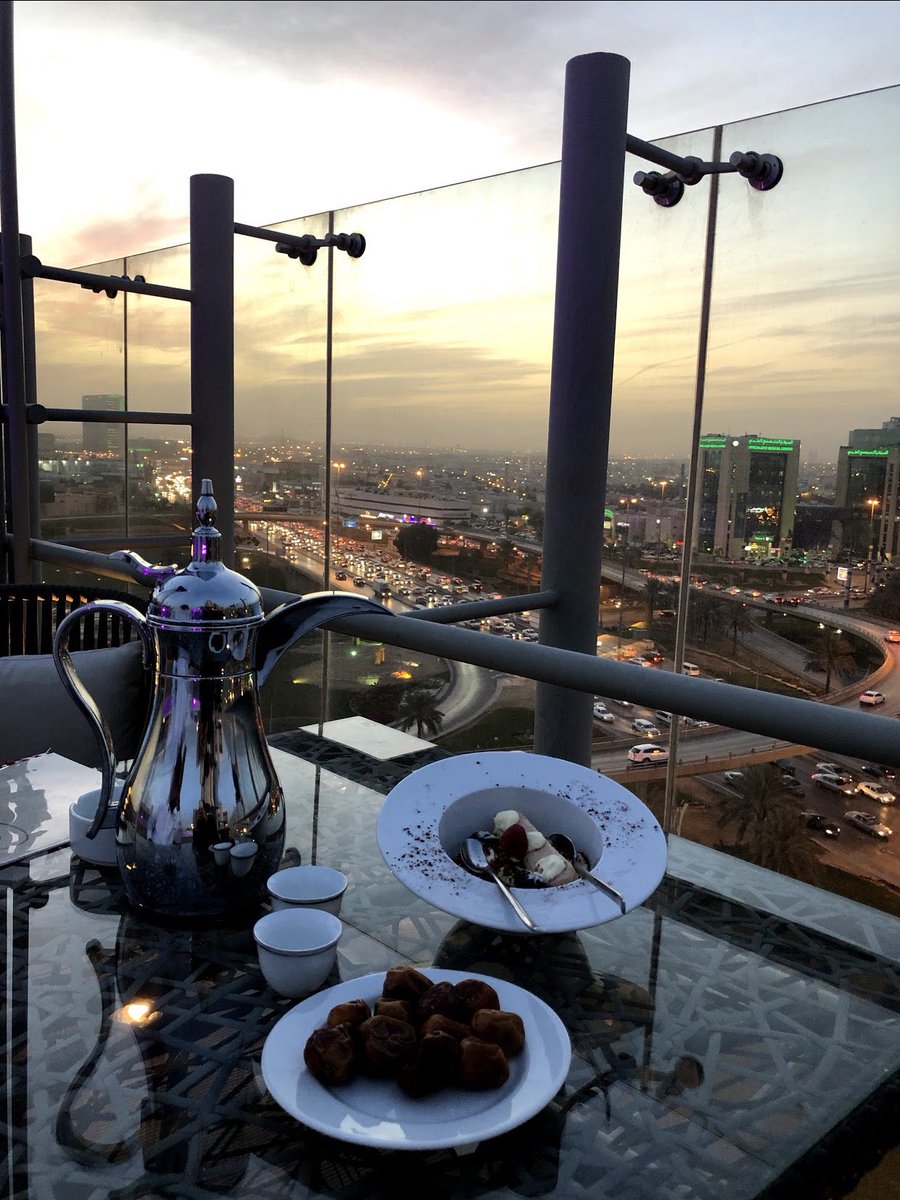 مطعم فندق فوكو الرياض المالية
