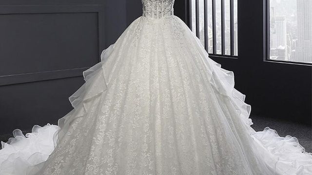 4 محلات متوفره لبيع افضل فستان عروس فخم بالرياض