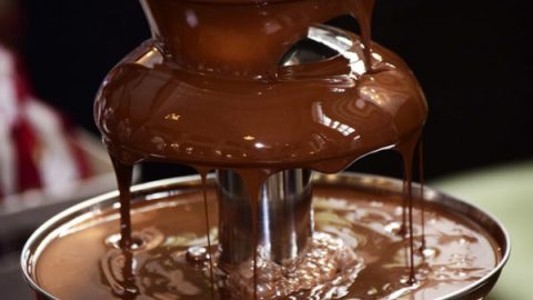 افضل خليط نافورة الشوكولاتة بالرياض توفره 3 اماكن مشهورة