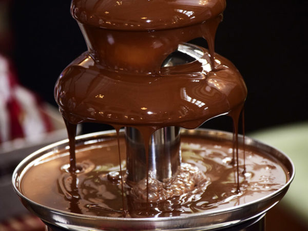 افضل خليط نافورة الشوكولاتة بالرياض توفره 3 اماكن مشهورة